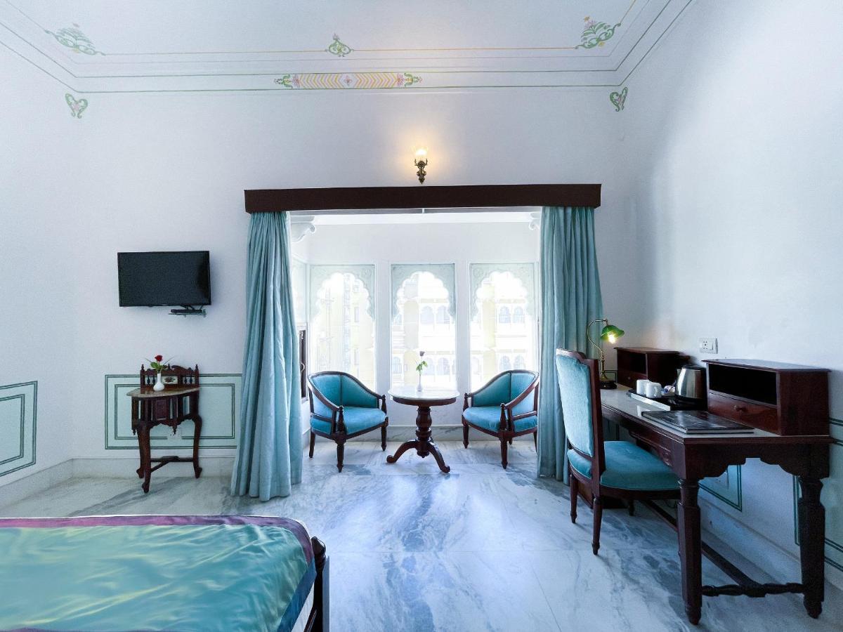 Hotel Amar Kothi à Udaipur Extérieur photo