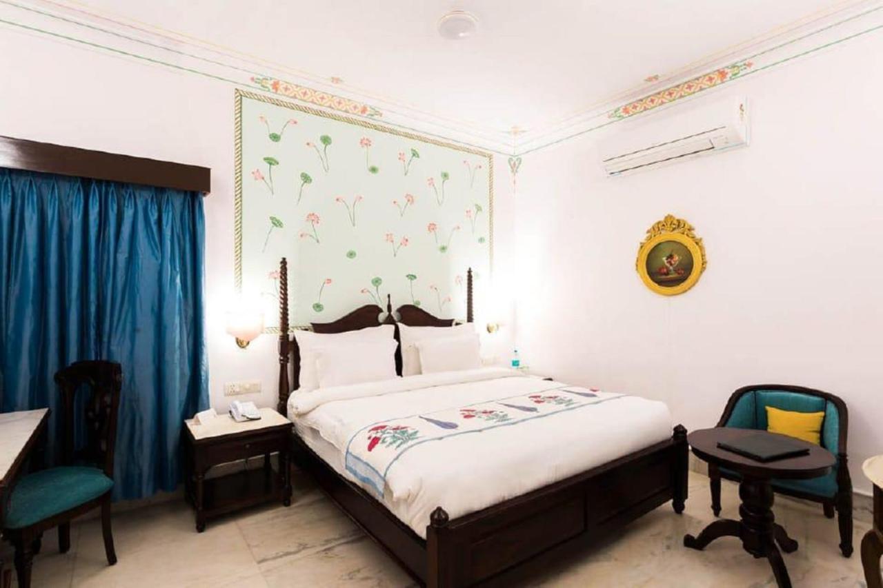 Hotel Amar Kothi à Udaipur Extérieur photo
