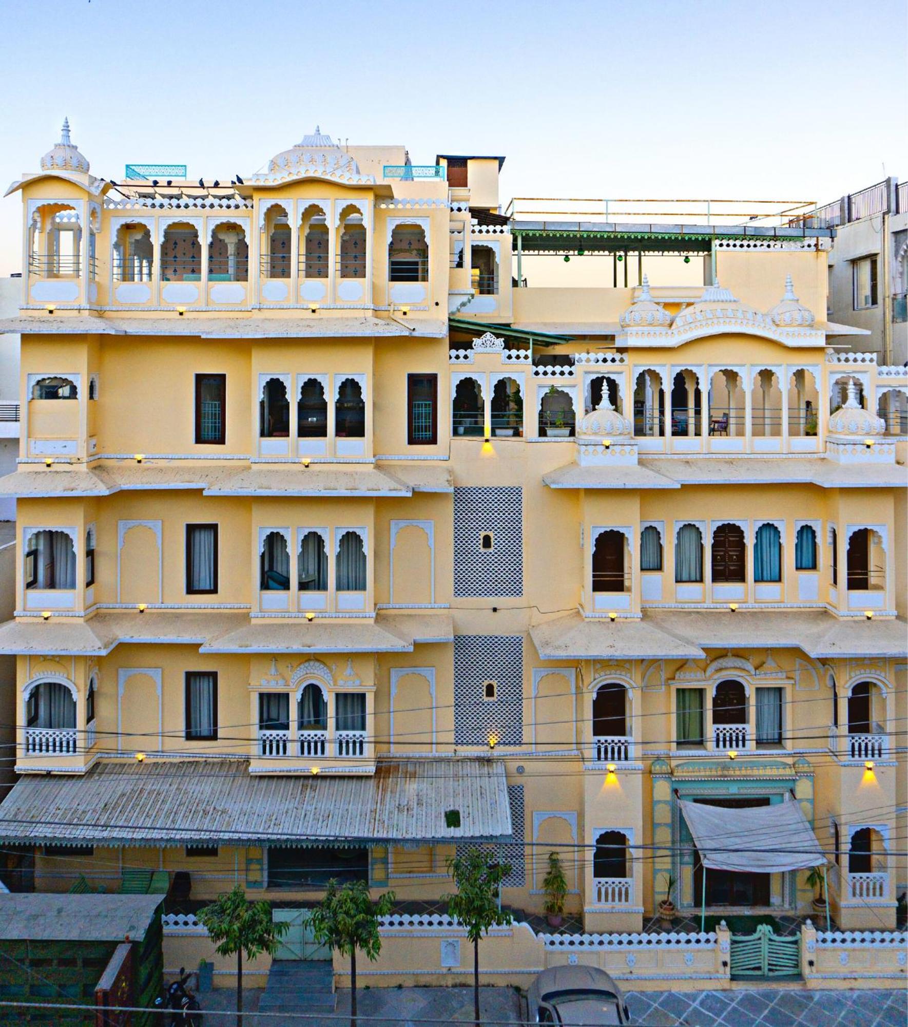 Hotel Amar Kothi à Udaipur Extérieur photo