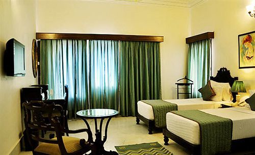 Hotel Amar Kothi à Udaipur Extérieur photo